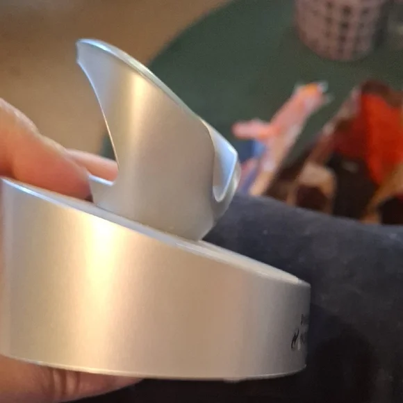 Philips Norelco Metallic Silver Shaving Stand - Picture 5 of 7